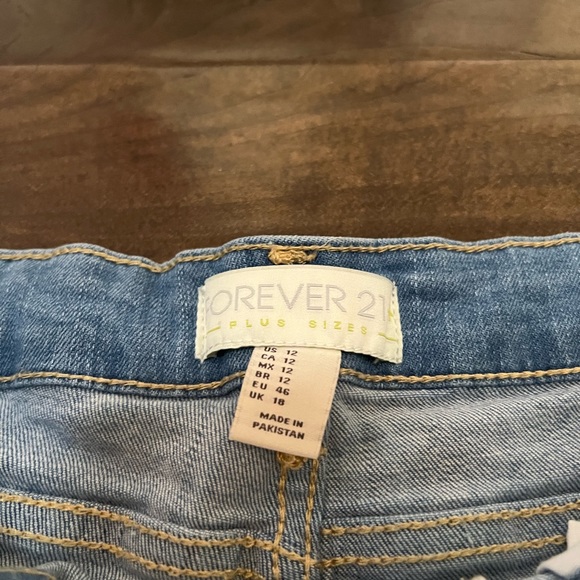 Forever 21 shorts - Picture 3 of 3